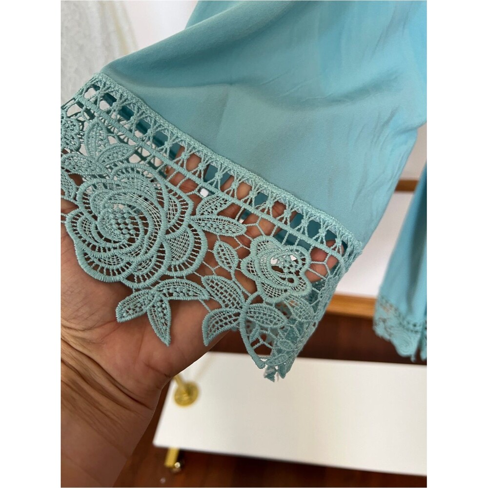 Source Unknown Light Blue Lace-Trim Kimono Robe, Bridal Robe - Picture 6 of 6